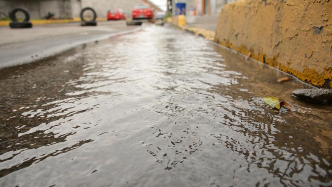 Uno de los vecinos indicó que la falla está desde ayer (especial).