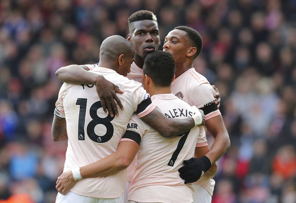 El Manchester United sumó una victoria en la Premier League (AP)