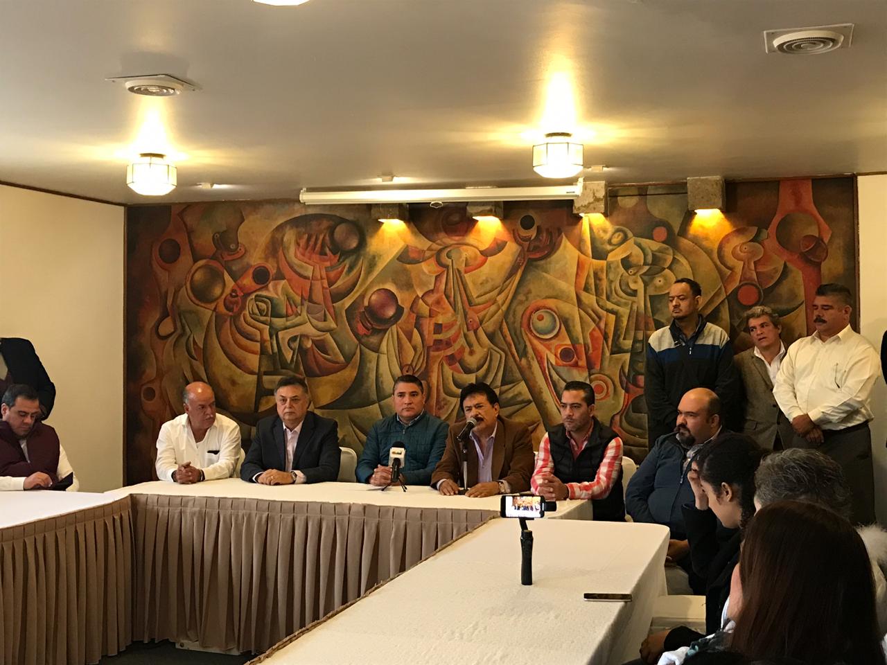 Se van porque dicen que los dirigentes impusieron a los más cercanos y no a los mejores cuadros para contender. (Elsa Gutíerrez)