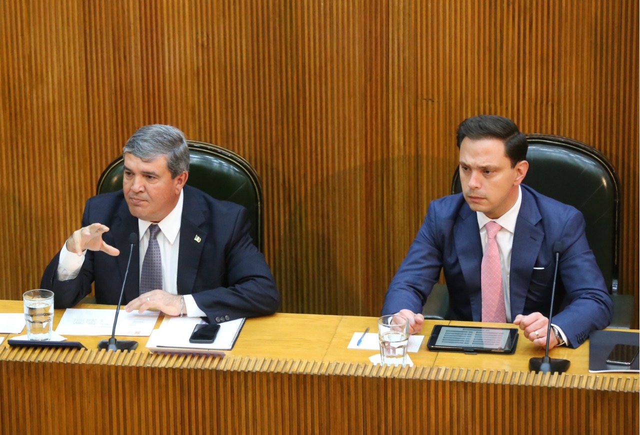 Manuel González y Bernardo González en la Glosa del Tercer Informe de actividades en el tema de Seguridad.