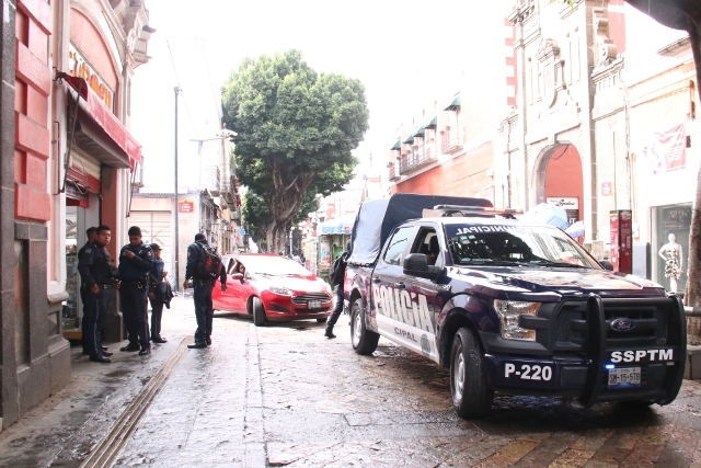 Policías detuvieron a los presuntos delincuentes, sin embargo al no ser denunciados serán puestos en libertad (Agencia Enfoque)
