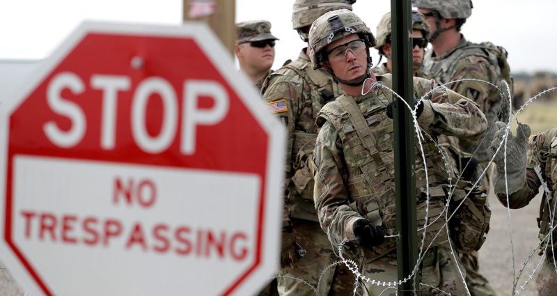 El presidente Trump aseguró hace unos días que la presencia del ejército en la frontera evitaría el acceso  de los migrantes.