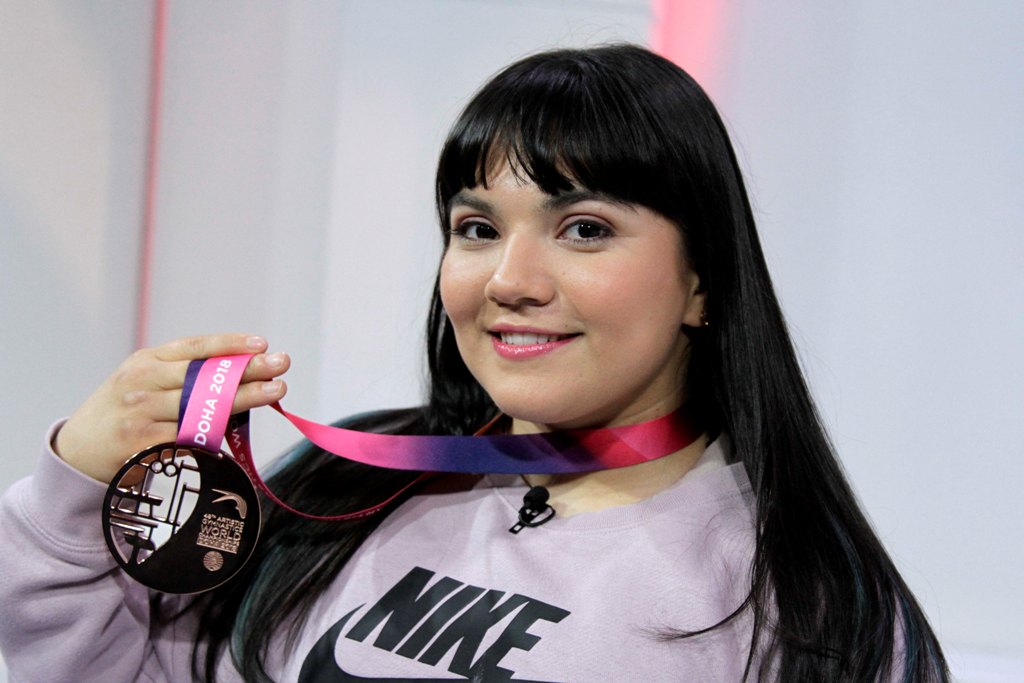 Alexa Moreno (Santiago Chaparro)