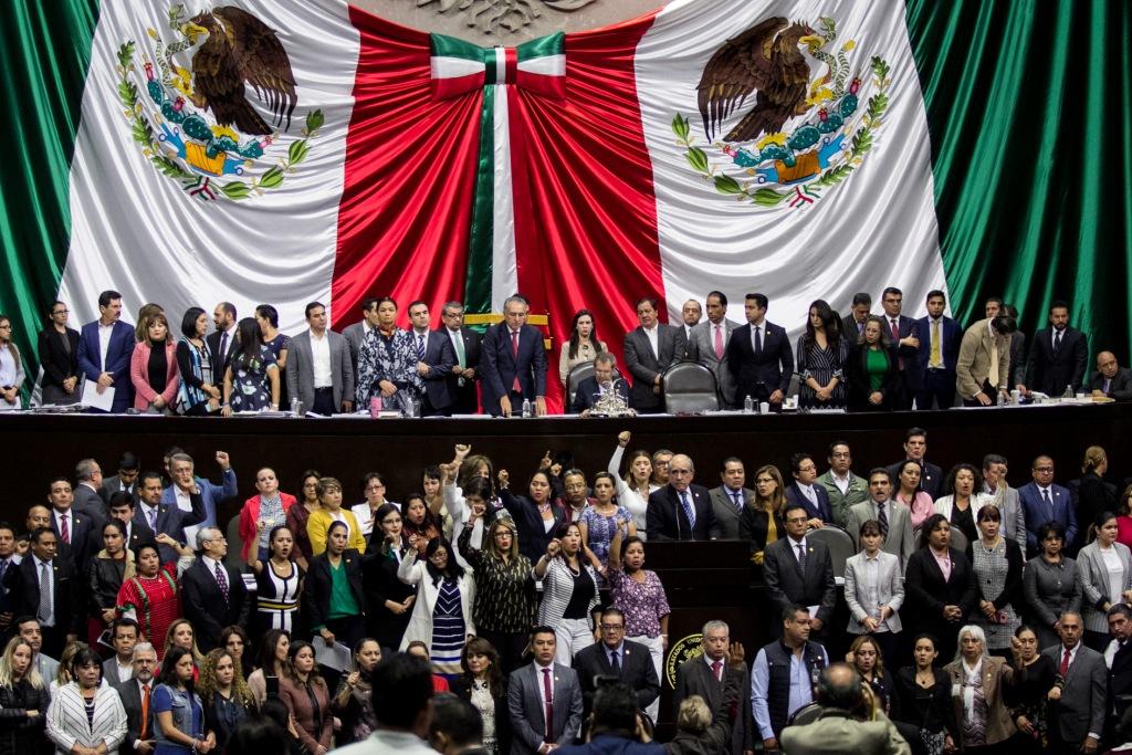 Los diputados subieron a la tribuna del recinto legislativo en San Lázaro y repudiaron el asesinato de Valeria Medel (Cuartoscuro)