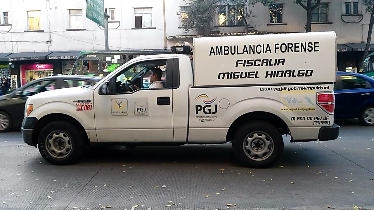 Servicios periciales. (Jorge Becerril)