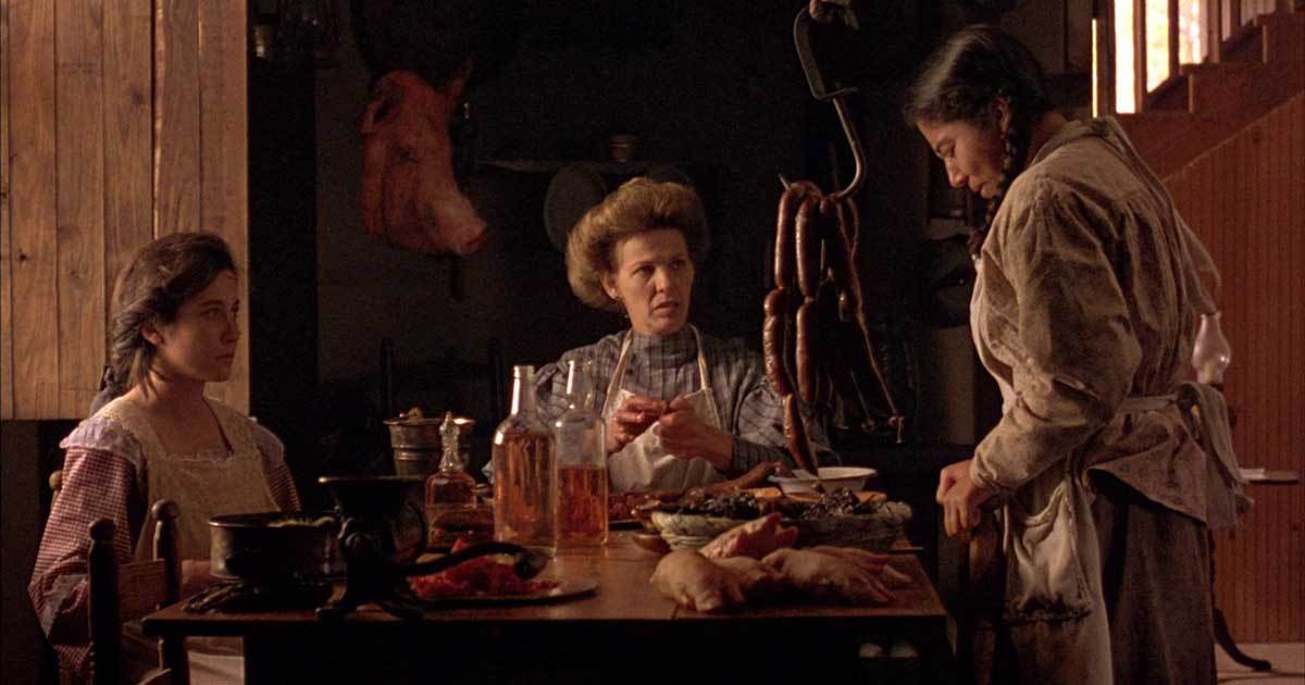 Fotograma de 'Como agua para chocolate', de Alfonso Arau. (Especial)
