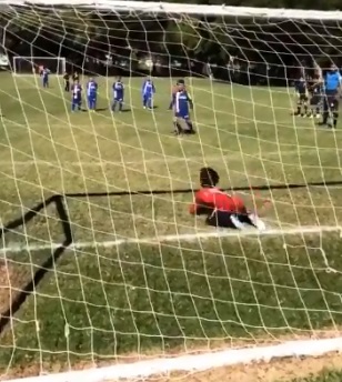 Hijo de ‘Travieso’ Arce ataja penal (Especial)