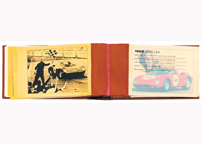 "El Libro de oro de Ferrari" será vendido el martes.  Especial