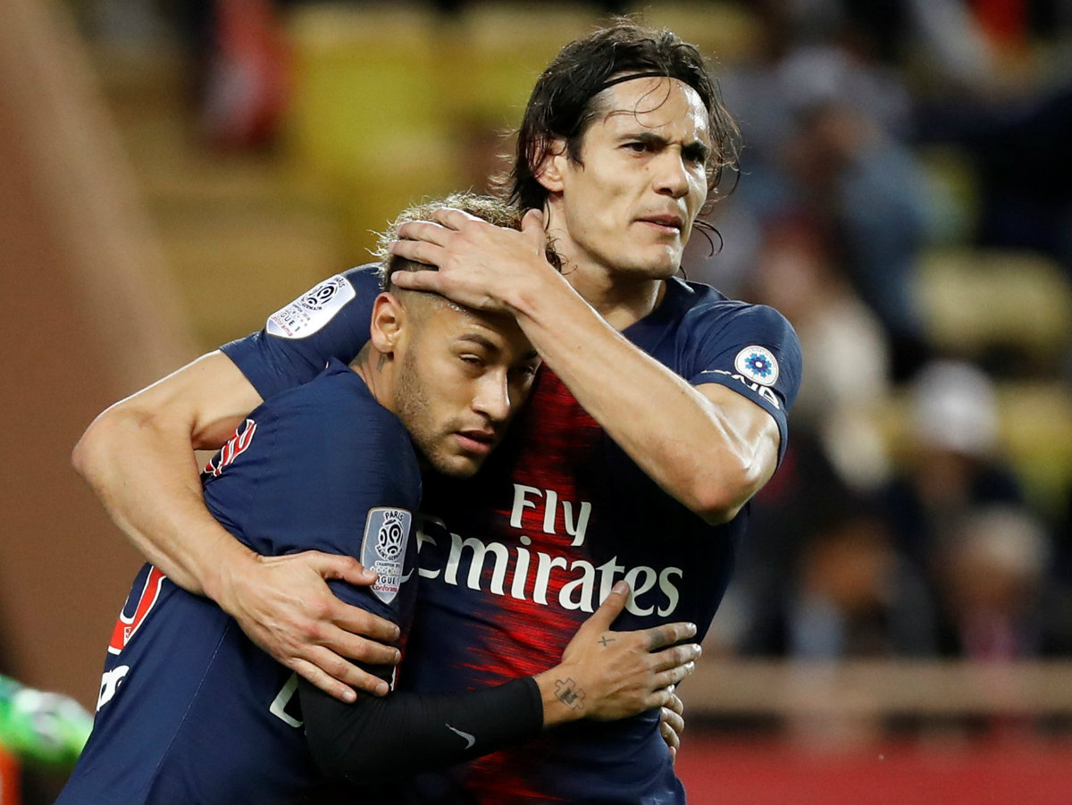 Edinson Cavani y Neymar fueron los autores de los goles en la victoria del PSG sobre el Mónaco (Reuters)