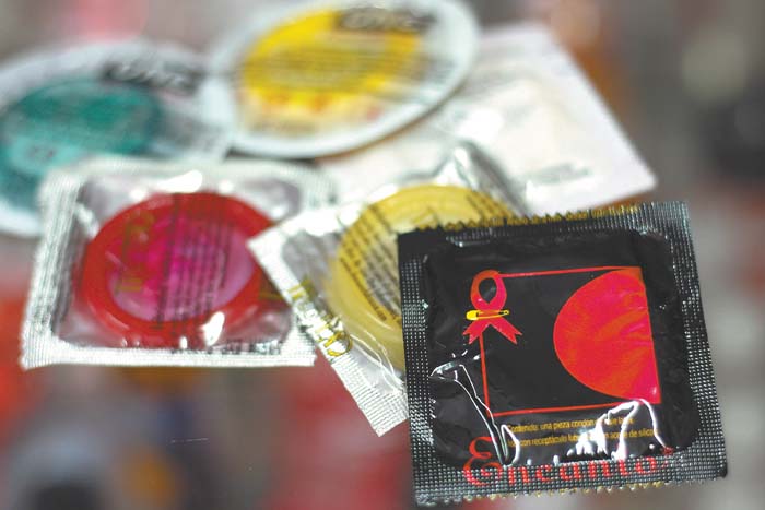 Organizaciones de la sociedad civil han realizado campañas para concientizar sobre el virus. Archivo
