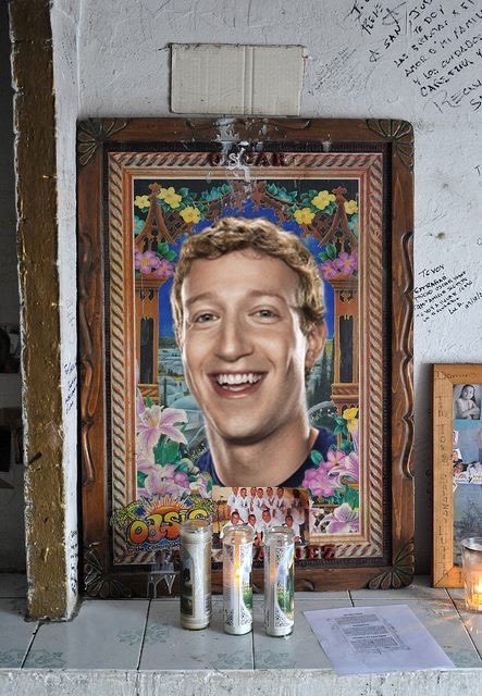 Algunos creen que rezarle a Mark Zuckerberg ayudará a restablecer el servicio en Facebook. (Especial)