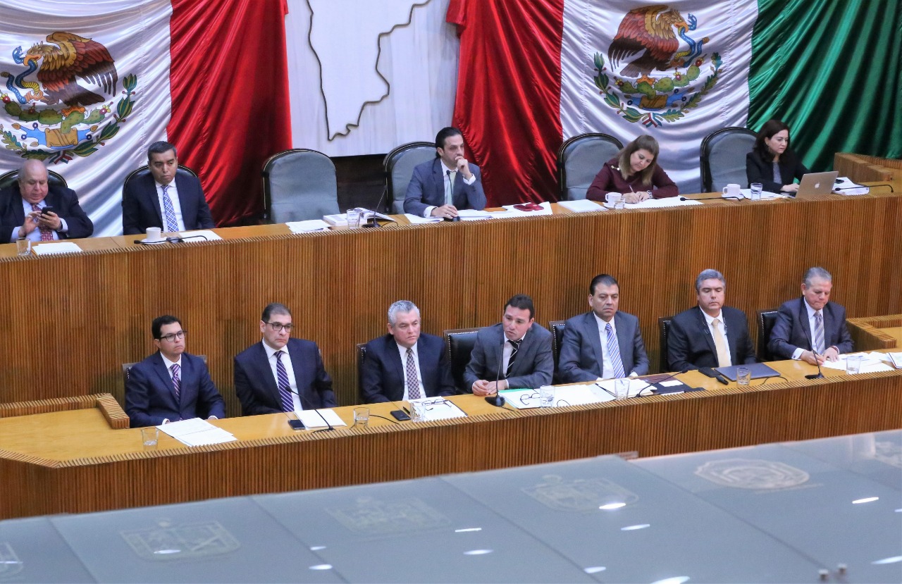Los organismos comparecieron ante los diputados locales en la Glosa del Tercer Informe de Actividades. Foto: Raúl Palacios
