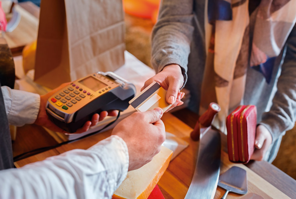 Casi la mitad de las compras en el Buen Fin 2017 se hicieron con tarjeta de crédito (Shutterstock) .