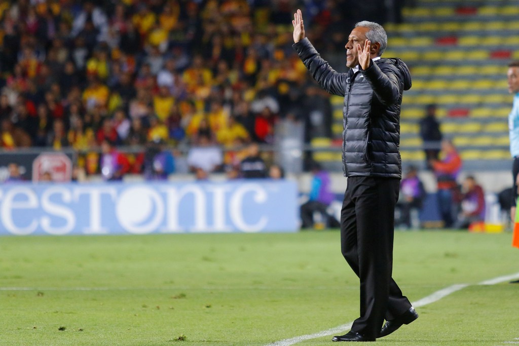 El estratega Roberto Hernández (Imago7)