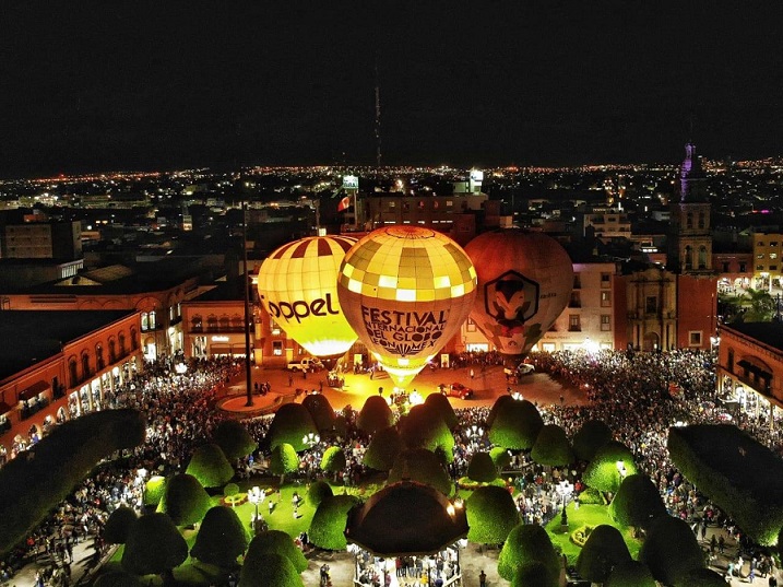La noche de ayer se inauguró el festival Internacional del Globo