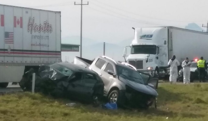 Aparentemente la víctima se habría impactado contra la parte trasera de un tráiler. (Foto: Especial)