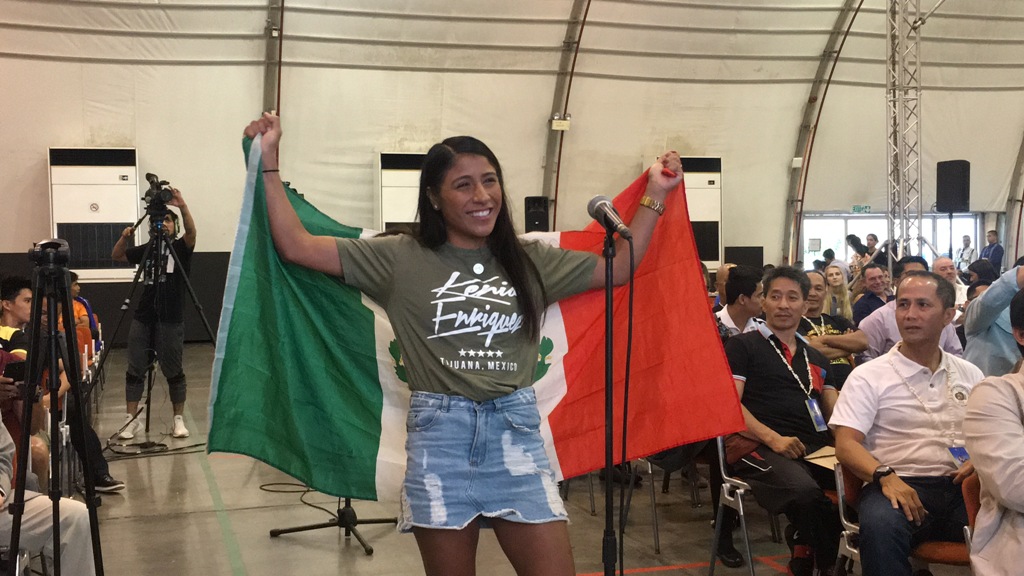 La boxeadora Kenia Enriquez (Érika Montoya)