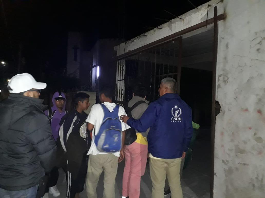 Liberan a migrantes detenidos en Sonora. (Fanny Miranda)