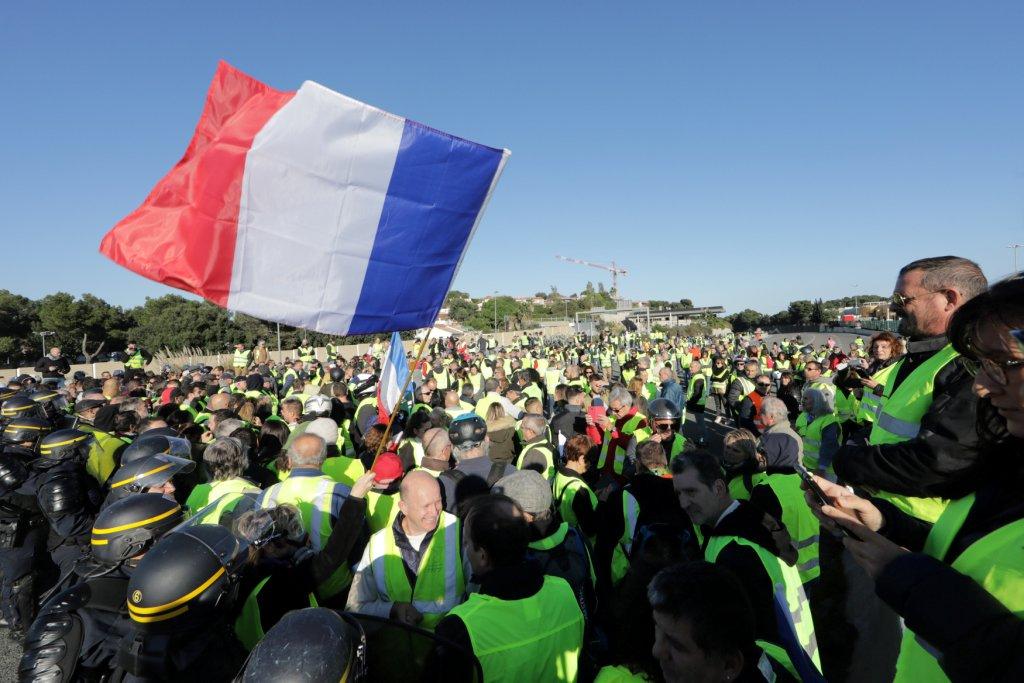 Protestas por alza de combustibles en Antibes, Francia (Reuters)