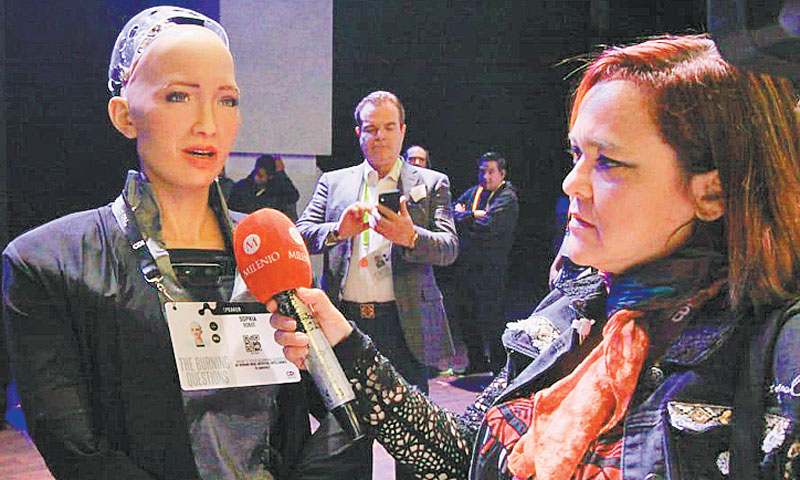 La robot que fue presentada en el festival. (Especial)