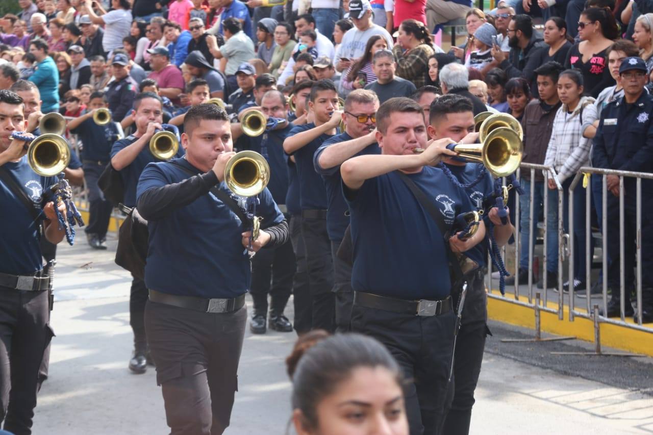 A las 10:00 partió el contingente desde la calle 5 de Mayo para llegar por la calle Hidalgo a la plaza principal de Guadalupe. (Foto: Raúl Palacios)