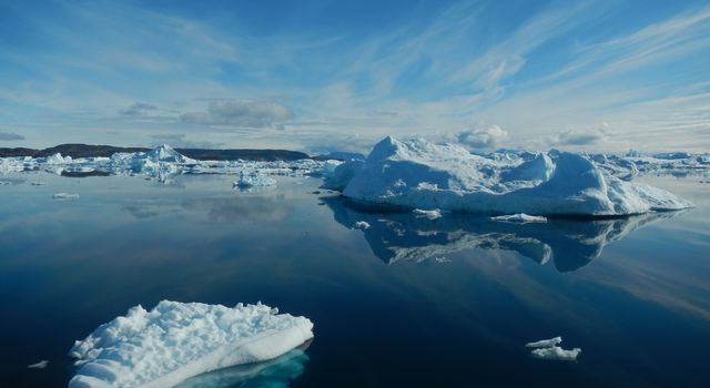 La capa de hielo de la Antártida se ha estado derritiendo más rápido en los últimos años. (NASA)