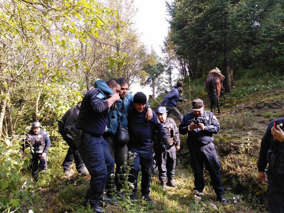Elementos de la Secretaría de Seguridad Pública capitalina rescataron al joven que se extravió desde el sábado.