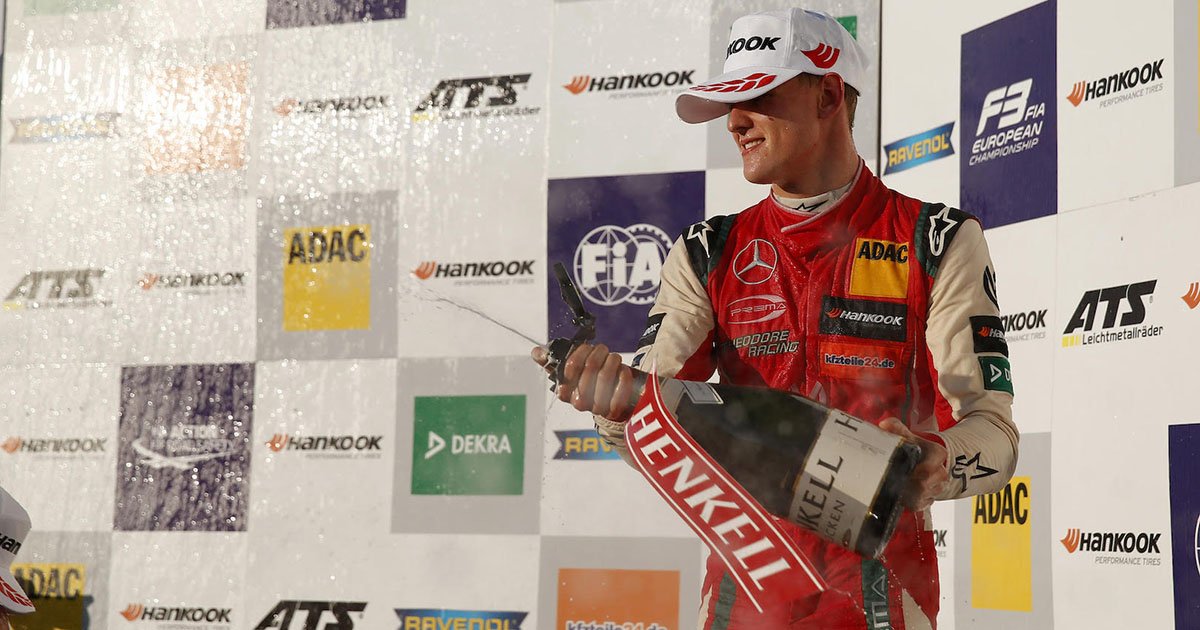 Mick Schumacher, campeón de la Fórmula 3 (Twitter @RaceOfChampions)