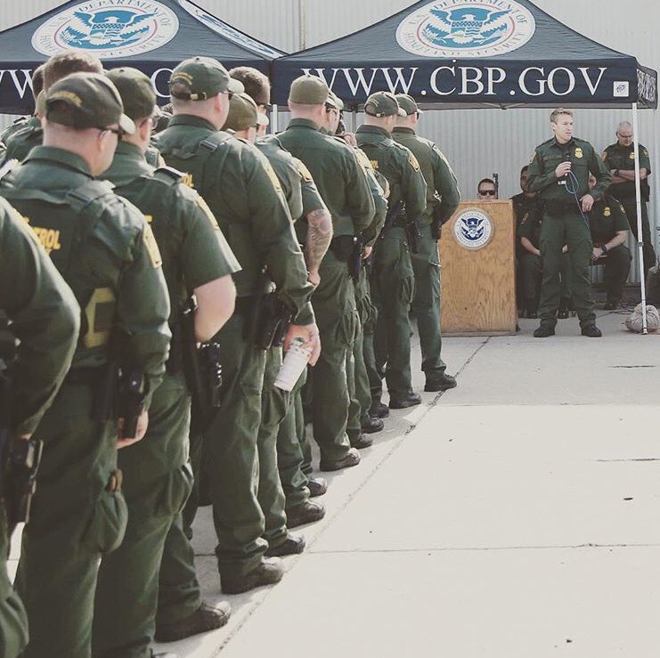 La policía fronteriza de San Diego comentó que estarán enviando más tropas a la frontera de Estados Unidos-México. (Especial)