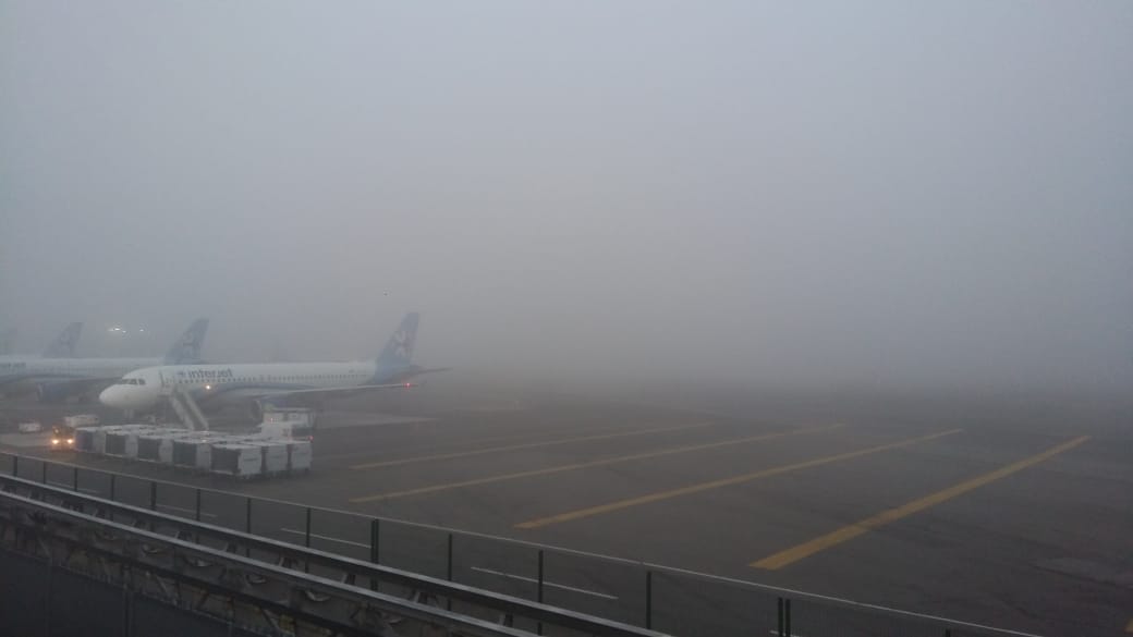 La Ciudad de México amaneció con un denso banco de niebla. (César Velázquez | Milenio)