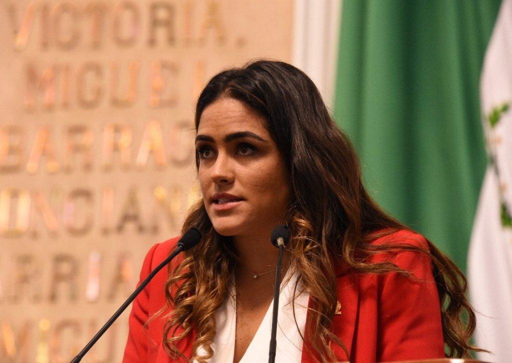 La iniciativa pretende cambiar la Ley de Protección a la Salud de los No Fumadores en el Distrito Federal. (Twitter @Congreso_CdMex)
