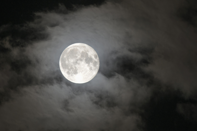 La Luna llena aparecerá a las 11:30 horas del jueves 22 de noviembre. (Shutterstock)