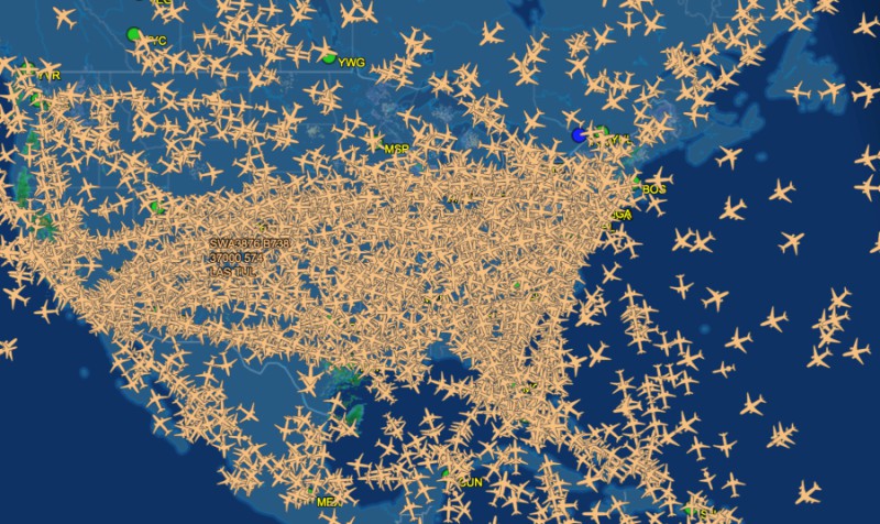 30.6 millones de personas viajarán en avión por Thanksgiving. (FlightAware)
