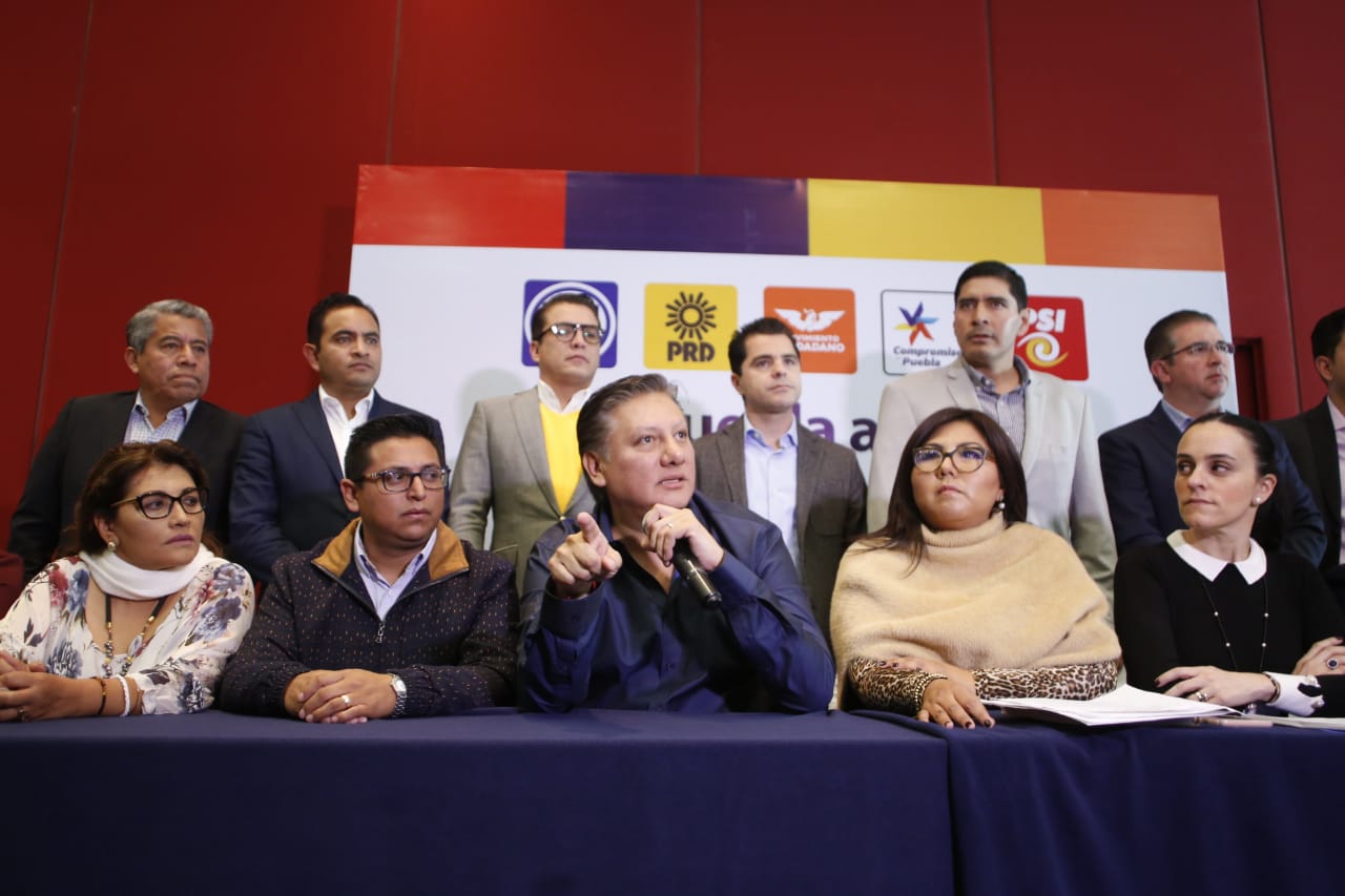 Hicieron un recuento de los actos irregulares que ha encabezado José Juan Espinosa (Andrés Lobato)