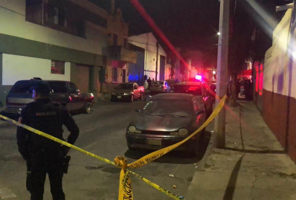 La víctima, un hombre de 38 años, fue asesinado en las confluencias de las calles Jilguero y Cardenal. (Jorge Martínez)