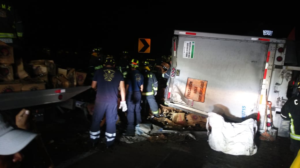 En este accidente no hay personas lesionadas ni más vehículos involucrados. Jorge Becerril