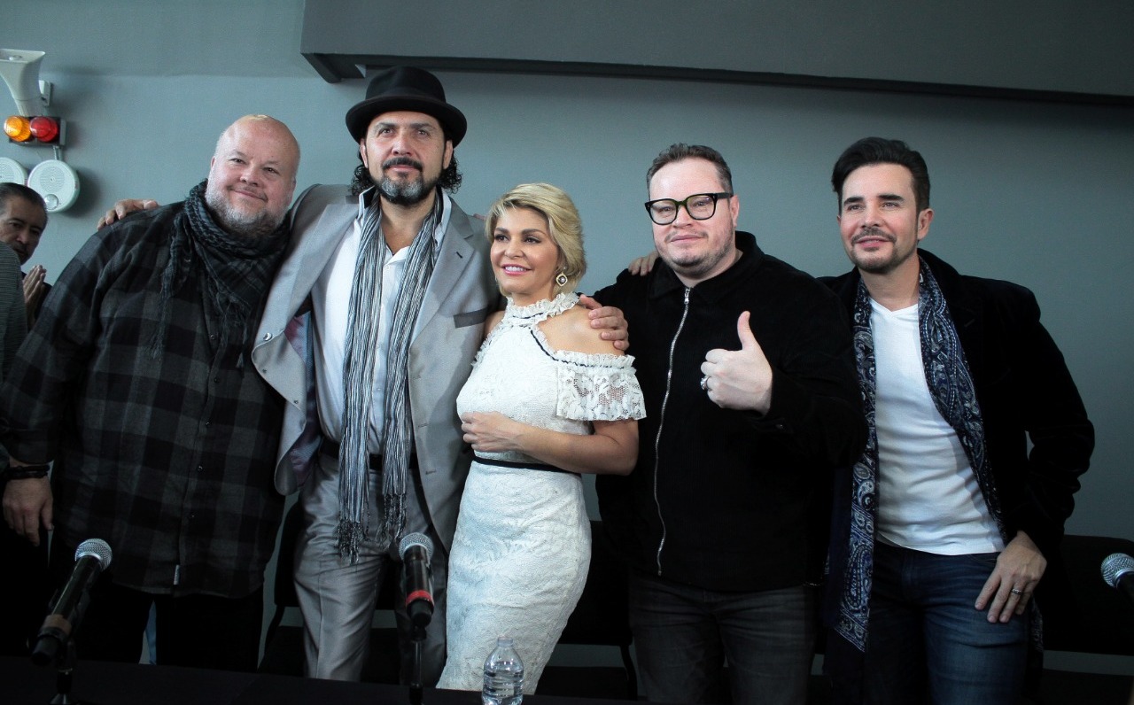 Presentan el disco ‘Roberto Cantoral Siempre Vivo’ Grupo Milenio Presentan el disco ‘Roberto Cantoral Siempre Vivo’ Grupo Milenio