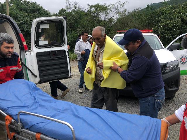 El hombre de 69 años al llegar a una vereda y entrar a la zona conocida como Cañón del Novillo, resbaló y cayó, lastimándose la cadera (Antonio Hernán