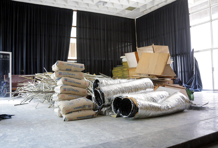 Para el teatro ahora se trabajará para la colocación de los telones y la mecánica teatral. (Saúl González)