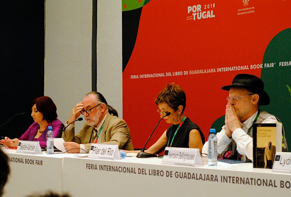 Foro El Viaje de la Conciencia en el marco de la FIL. (Ruth Rosas)