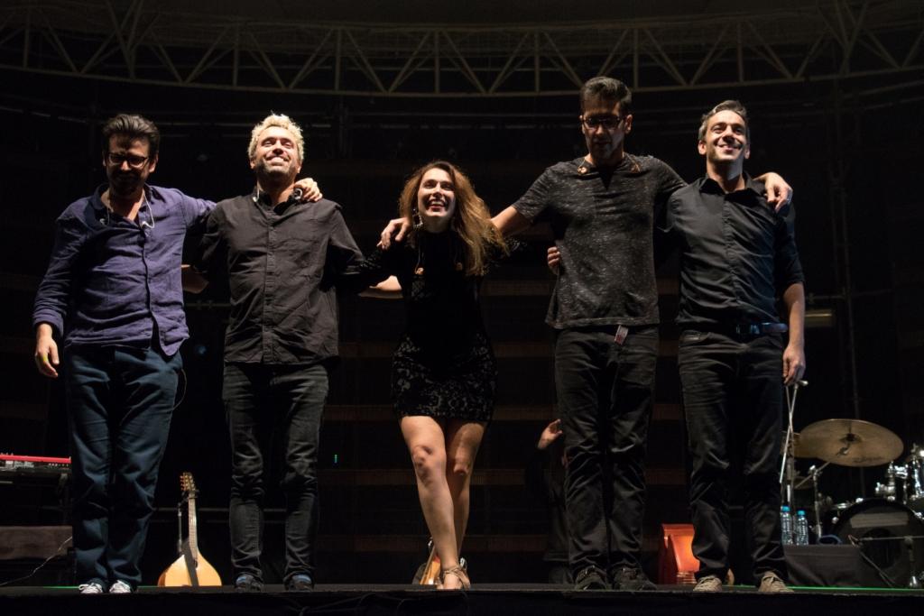 Deolinda  inauguró el Foro FIL en Guadalajara. (Diego Peña)