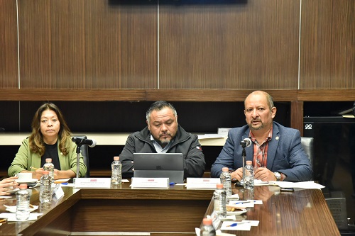 En la Legislatura local. (Especial)