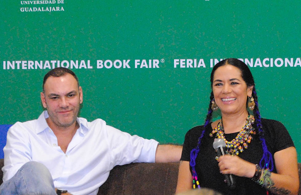 Gil do Carmo y Lila Downs en rueda de prensa (Cortesía Ruth Rosas)