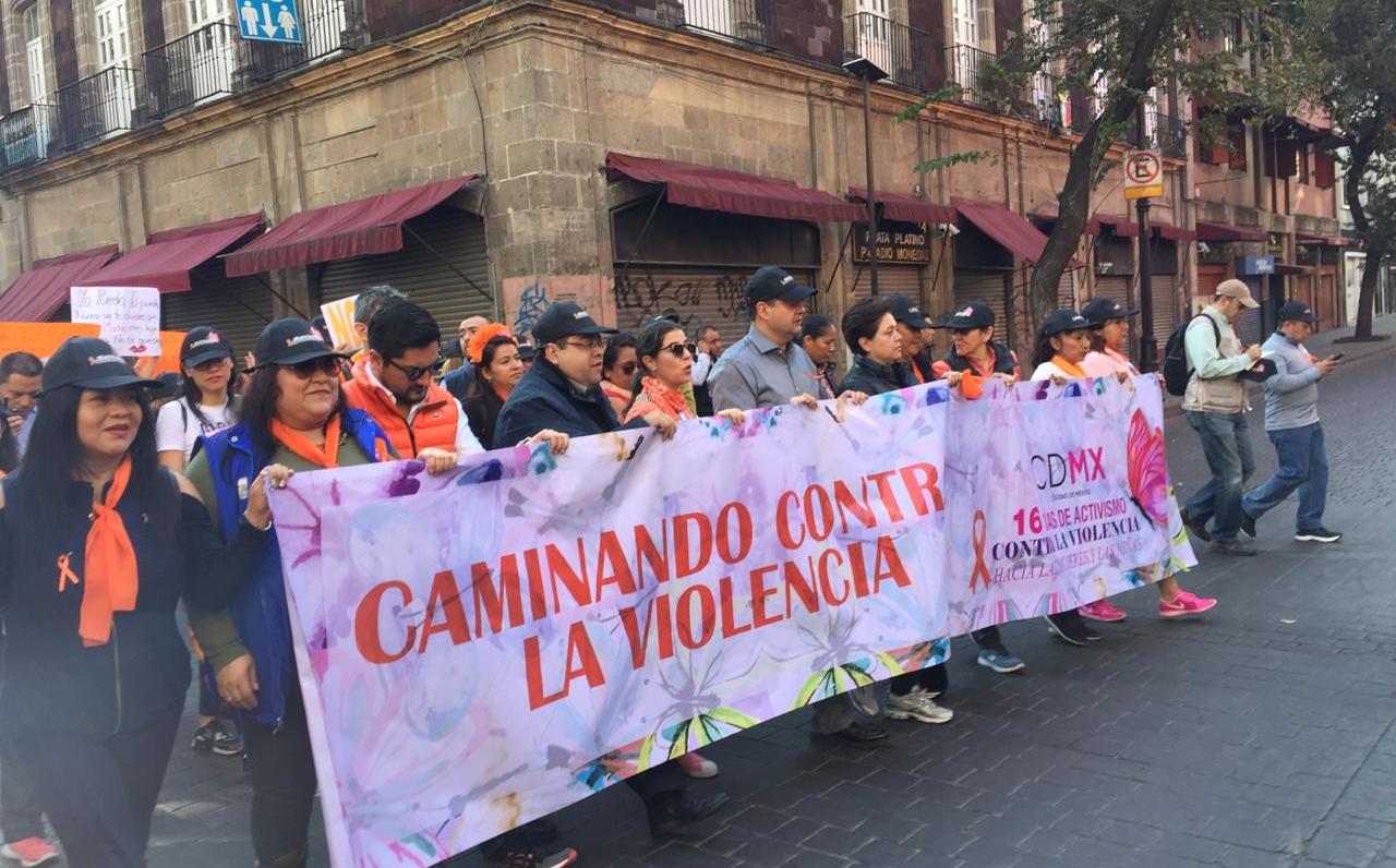 Marchan en CdMx contra la violencia a las mujeres- Grupo Milenio