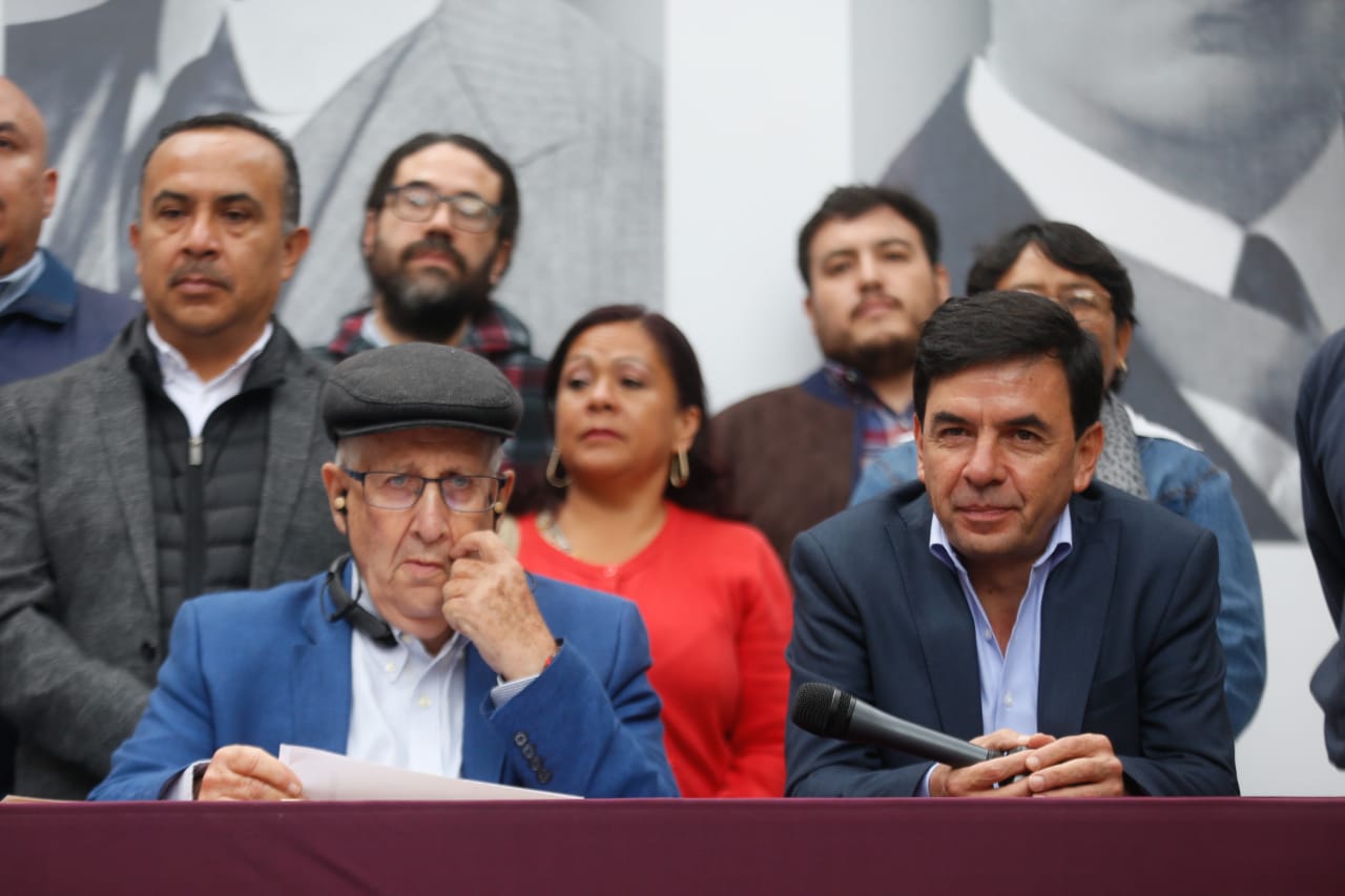 El equipo de AMLO da resultados de la consulta ciudadana realizada este fin de semana. | Araceli López
