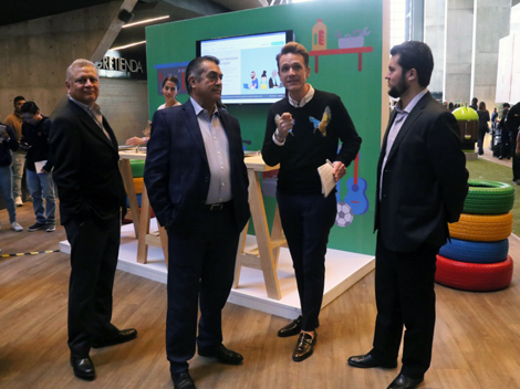 Jaime Rodríguez, gobernador de Nuevo León, asistió al evento Crece con Google que se realiza en el Pabellón M.