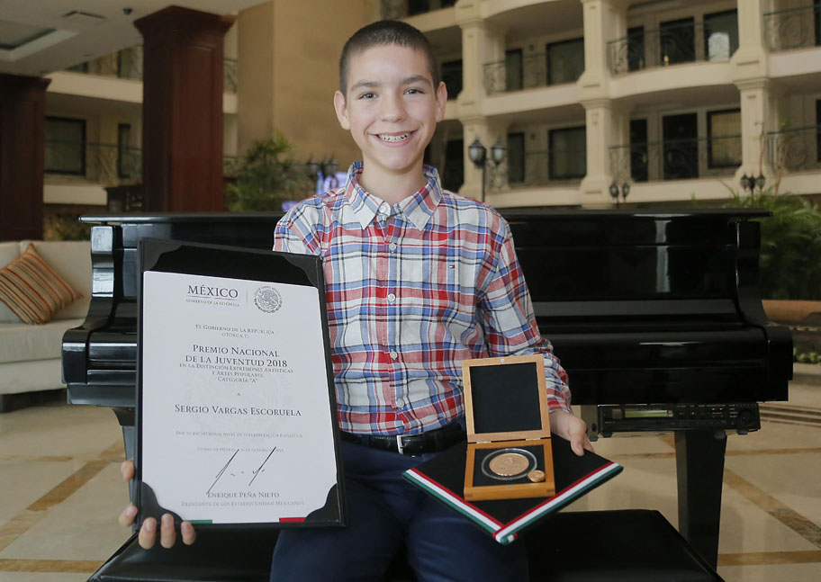 Siendo el más pequeño de la categoría, ganó el Premio Nacional de la Juventud. (Saúl González)