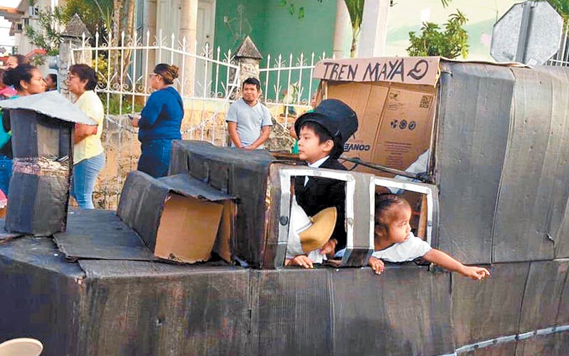 El tabasqueño respondió vía Twitter a los críticos del Tren Maya con la frase “les falta baño de pueblo” y una foto de niños jugando. (Especial)