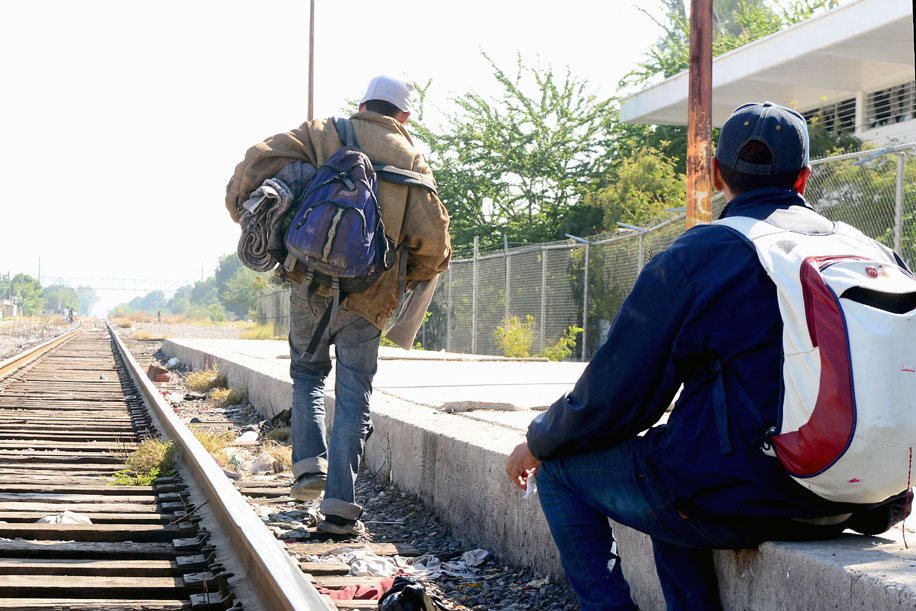 La mayoría de los migrantes que pasan por La Laguna se dirigen hacia Piedras Negras o Ciudad Juárez. (Óscar Wong)