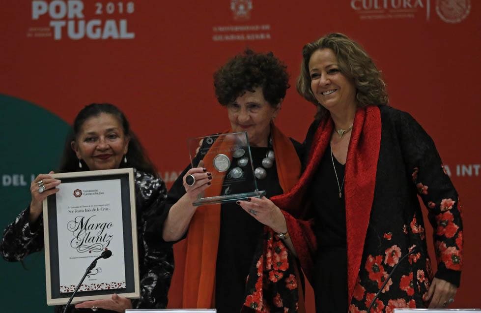 Sara Poot Herrera, Margo Glantz y Carmen Beatriz López-Portillo (Fernando Carranza).